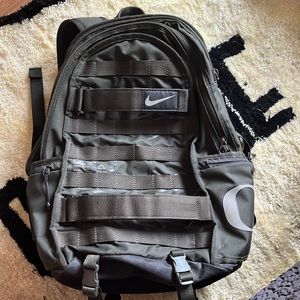 Oregon Ducks Student-Athlete Team-Issue Nike Backpack